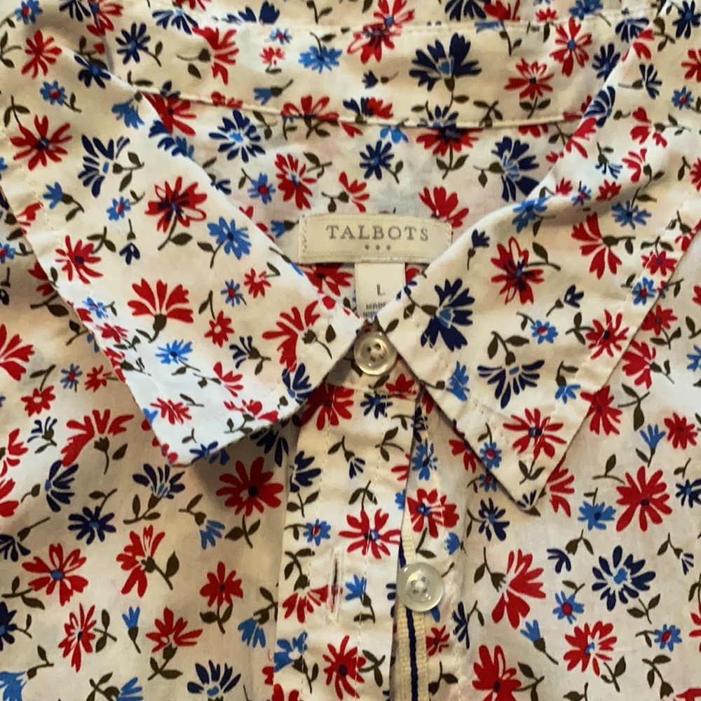 Fun Floral Print Button Down For Spring - image 4